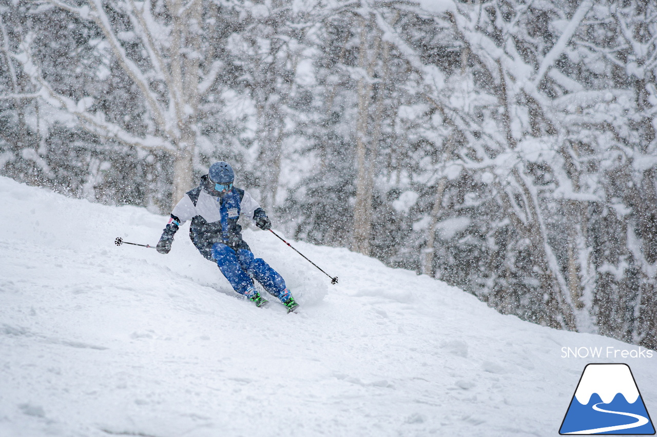 士別市日向スキー場｜初滑りから最大斜度36度。プロスキーヤー・谷藤昌司さんと行く、道北ゲレンデ随一の急斜面攻略の旅！